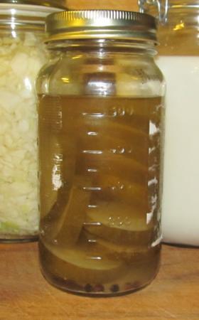 fermented cucumber slices