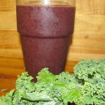 kale blueberry smoothy
